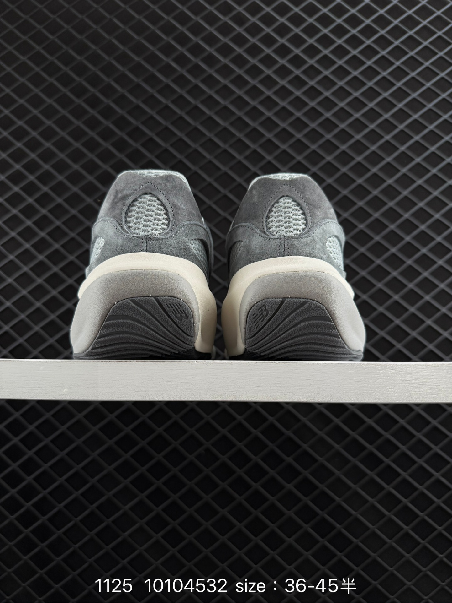 New Balance Warped Runner UWRPOMOB